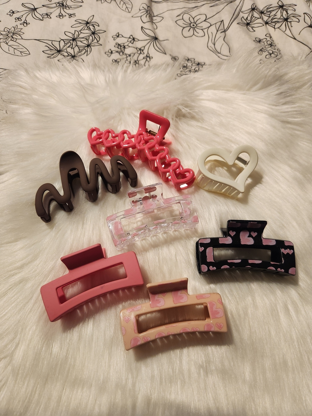 Heart & Leopard Print Hair Claw Clip Set Bundle - Pink, Brown, Cream, Clear
